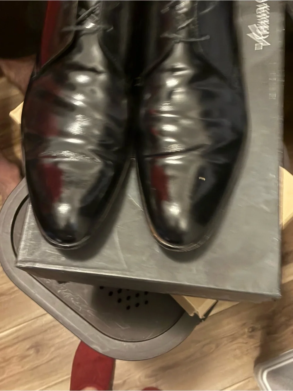Kenneth Cole sleek lace